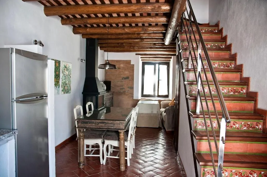 Cr Casa Chica location